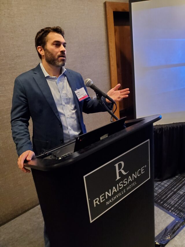 Jeremy Pollack presenting at HR World 219